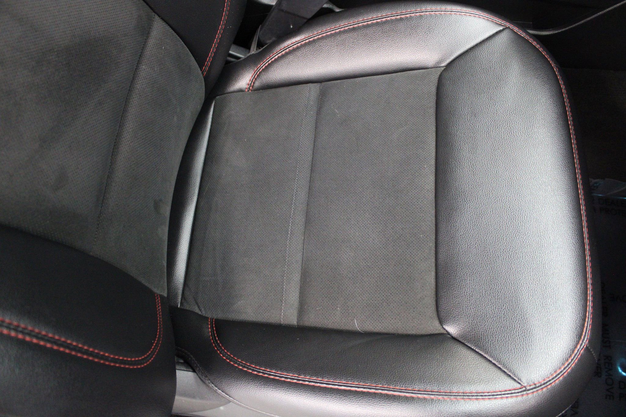 Used 2023 Ford Explorer ST-Line w/ Class IV Trailer Tow Package image 35