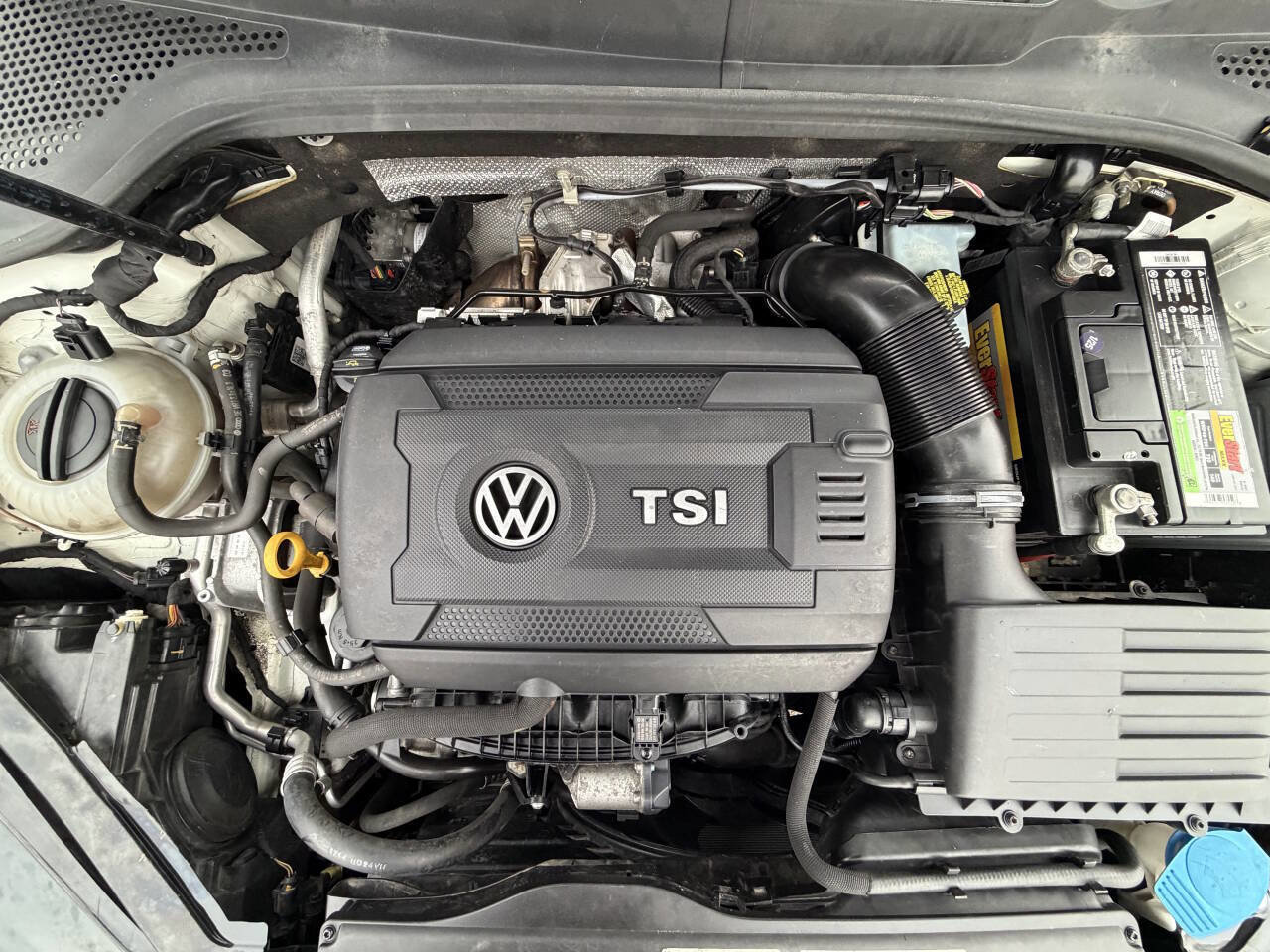 Used 2015 Volkswagen Golf SE image 22