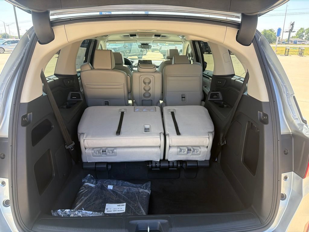 New 2026 Honda Odyssey Touring image 31
