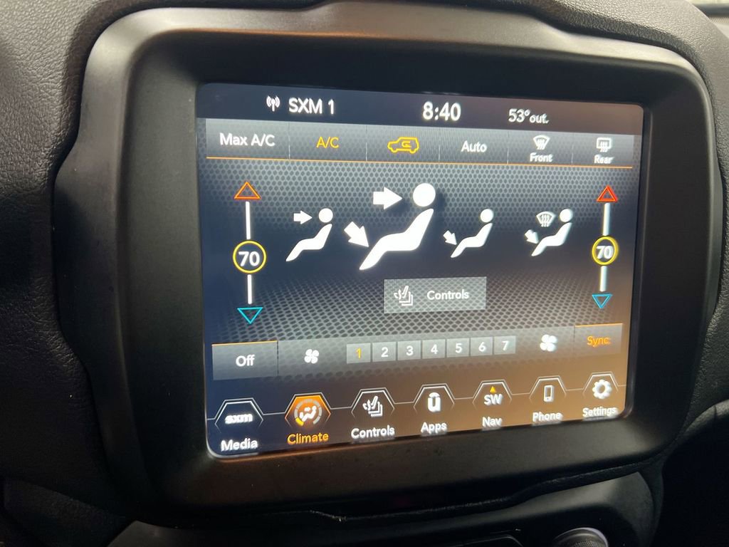 Used 2022 Jeep Renegade Latitude w/ Convenience Group image 16