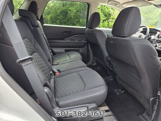 Used 2024 Nissan Pathfinder S AWD/4WD image 14