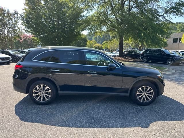 Used 2023 Mercedes-Benz GLC 300 image 4