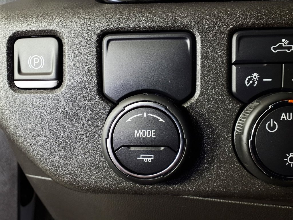 Used 2024 Chevrolet Silverado 1500 LT RWD image 20