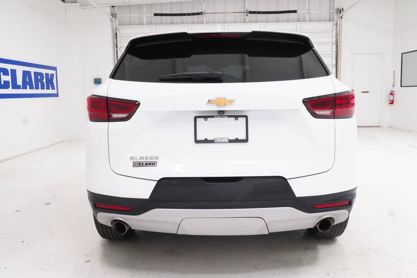 Used 2026 Chevrolet Blazer LT w/ Convenience Package FWD image 31