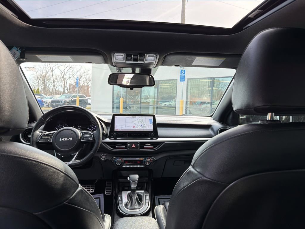 Used 2022 Kia Forte GT-Line w/ GT-Line Premium Package image 20