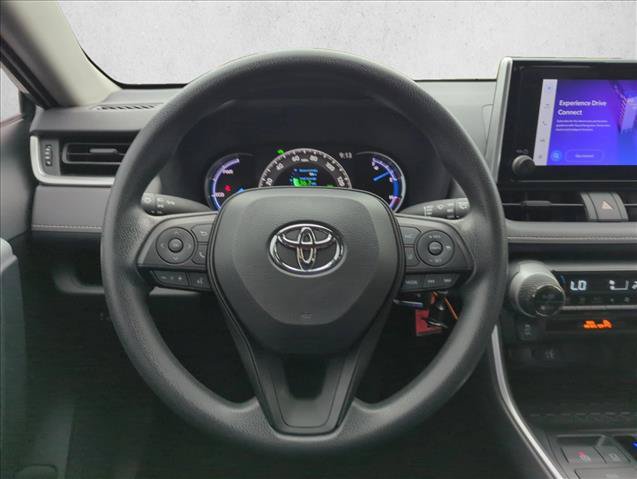 Used 2024 Toyota RAV4 LE AWD/4WD image 15