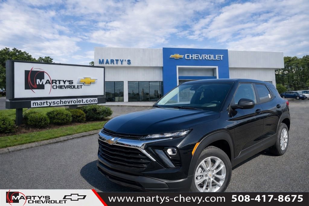 New 2026 Chevrolet TrailBlazer LS w/ LS Convenience Package AWD/4WD image 1