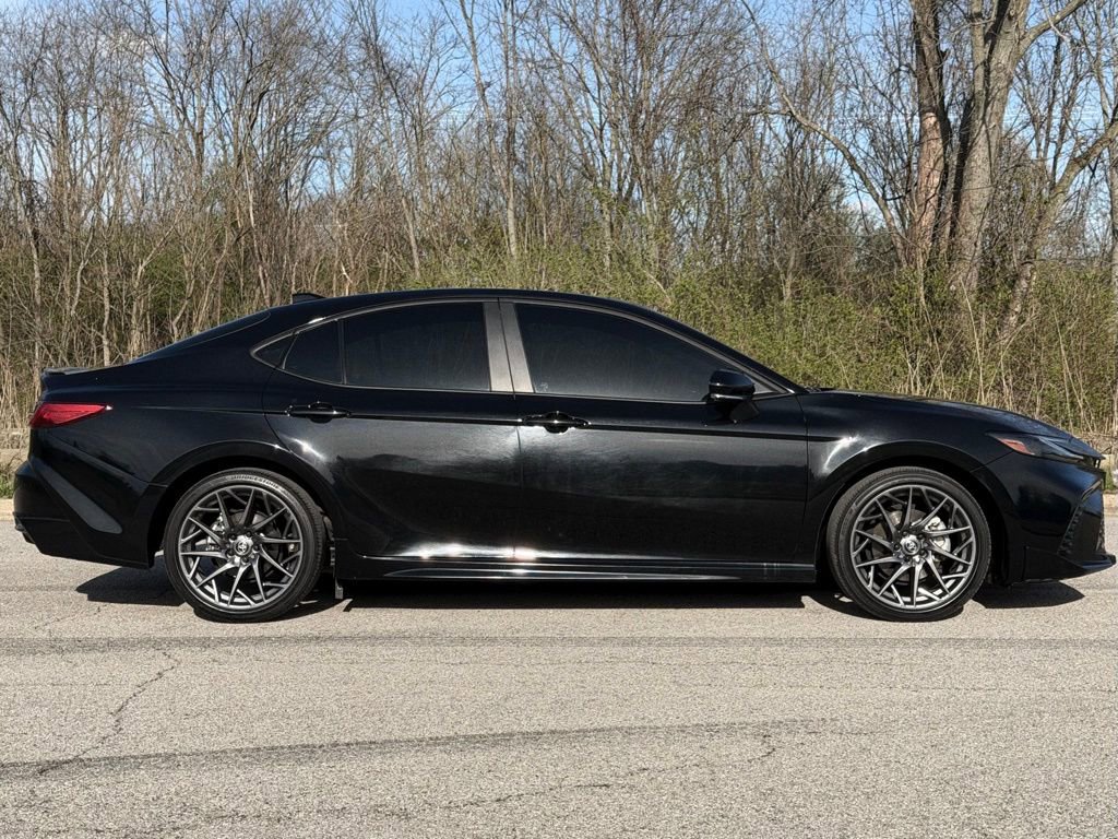 Used 2025 Toyota Camry XSE image 33