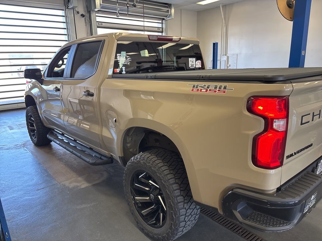 Used 2022 Chevrolet Silverado 1500 LT Trail Boss w/ Protection Package AWD/4WD image 8