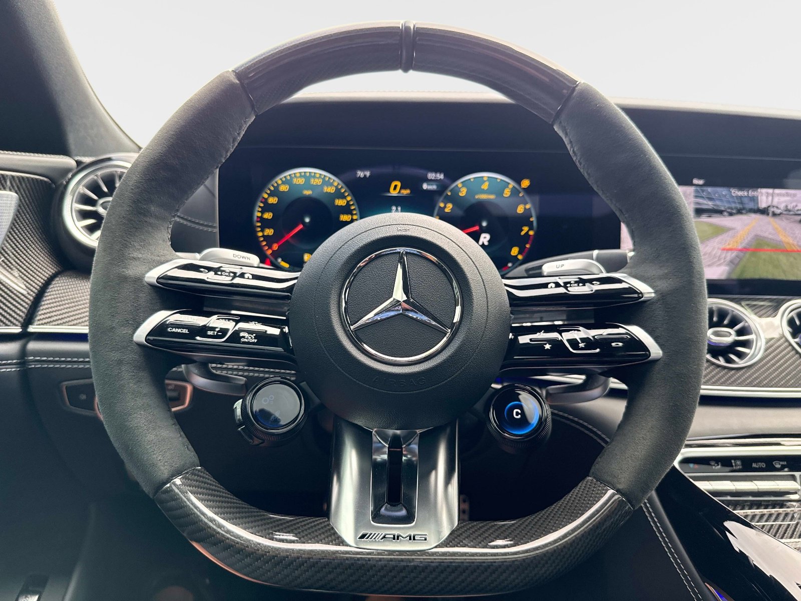 Used 2018 Mercedes-Benz AMG GT R image 30