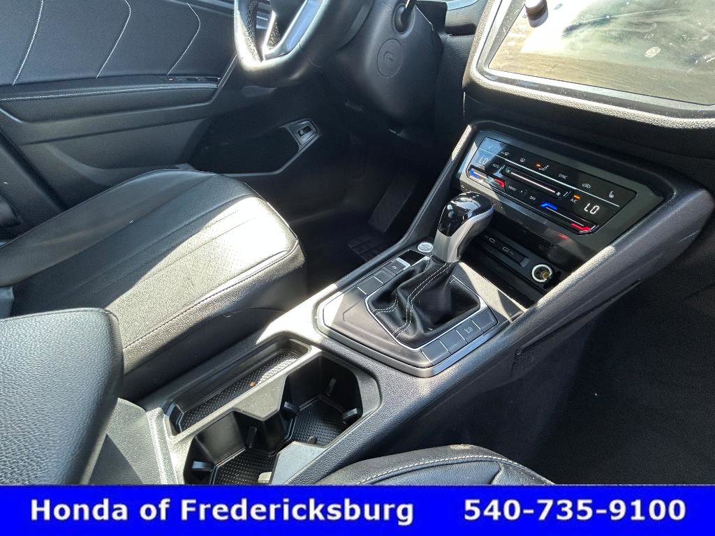 Used 2022 Volkswagen Tiguan SE FWD image 22