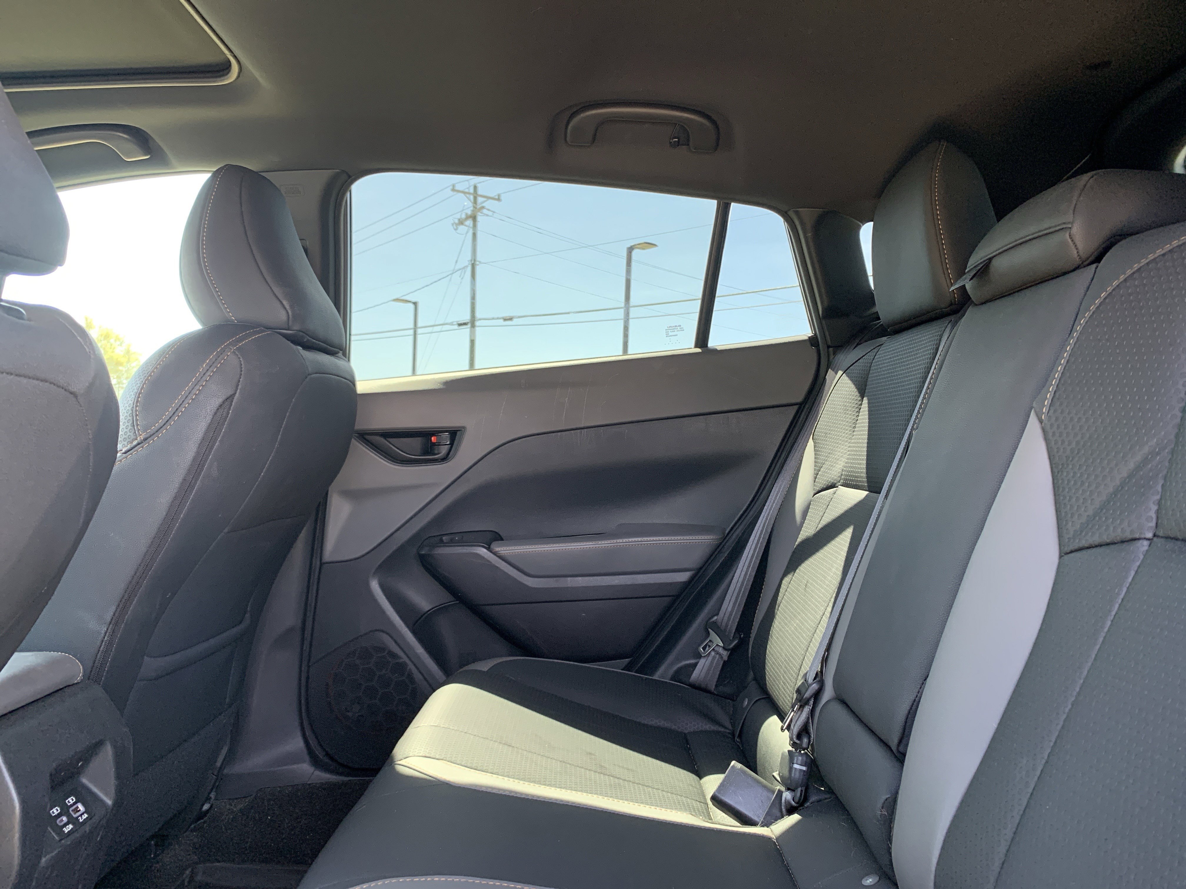 Used 2024 Subaru Crosstrek 2.5i Wilderness image 32