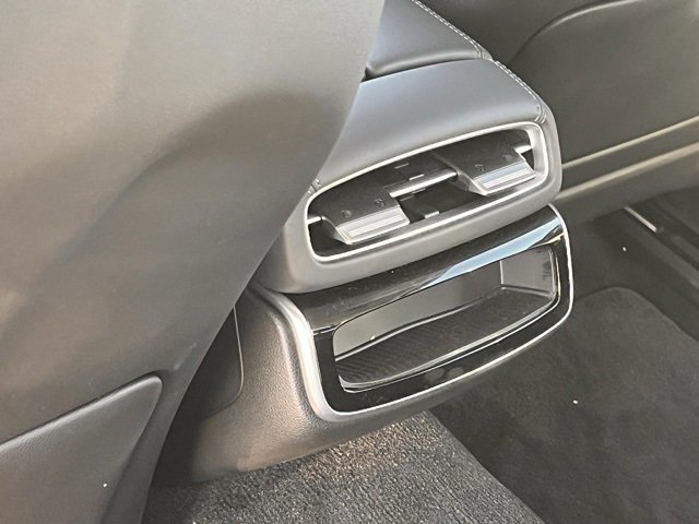 Used 2025 Genesis G80 2.5T image 26