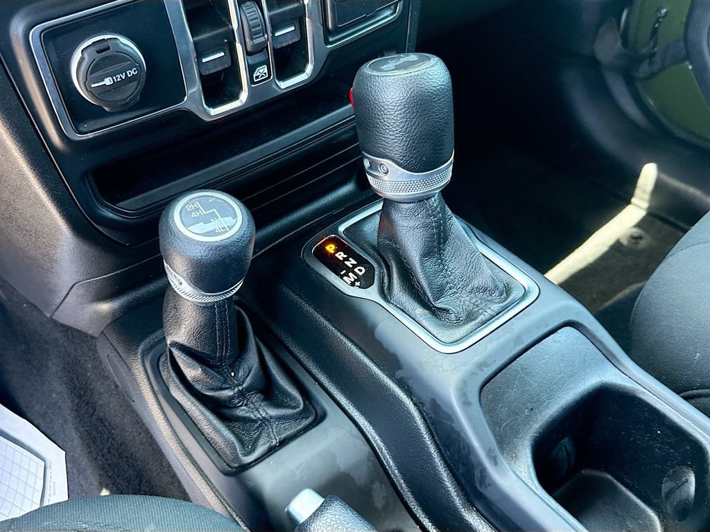 Used 2021 Jeep Wrangler Unlimited Sport AWD/4WD image 17