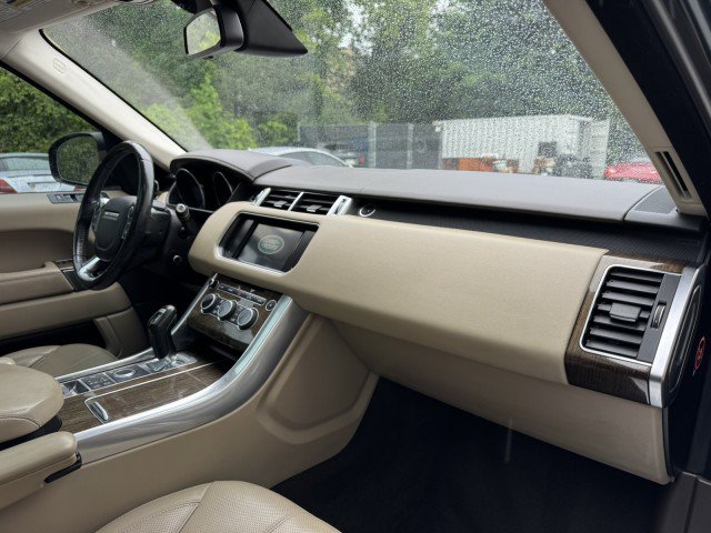 Used 2016 Land Rover Range Rover Sport HSE AWD/4WD image 38