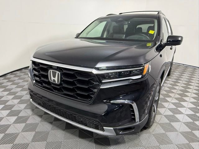 Used 2024 Honda Pilot Elite image 2