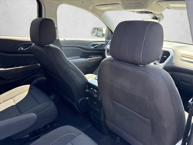 Used 2023 GMC Acadia SLE FWD image 26