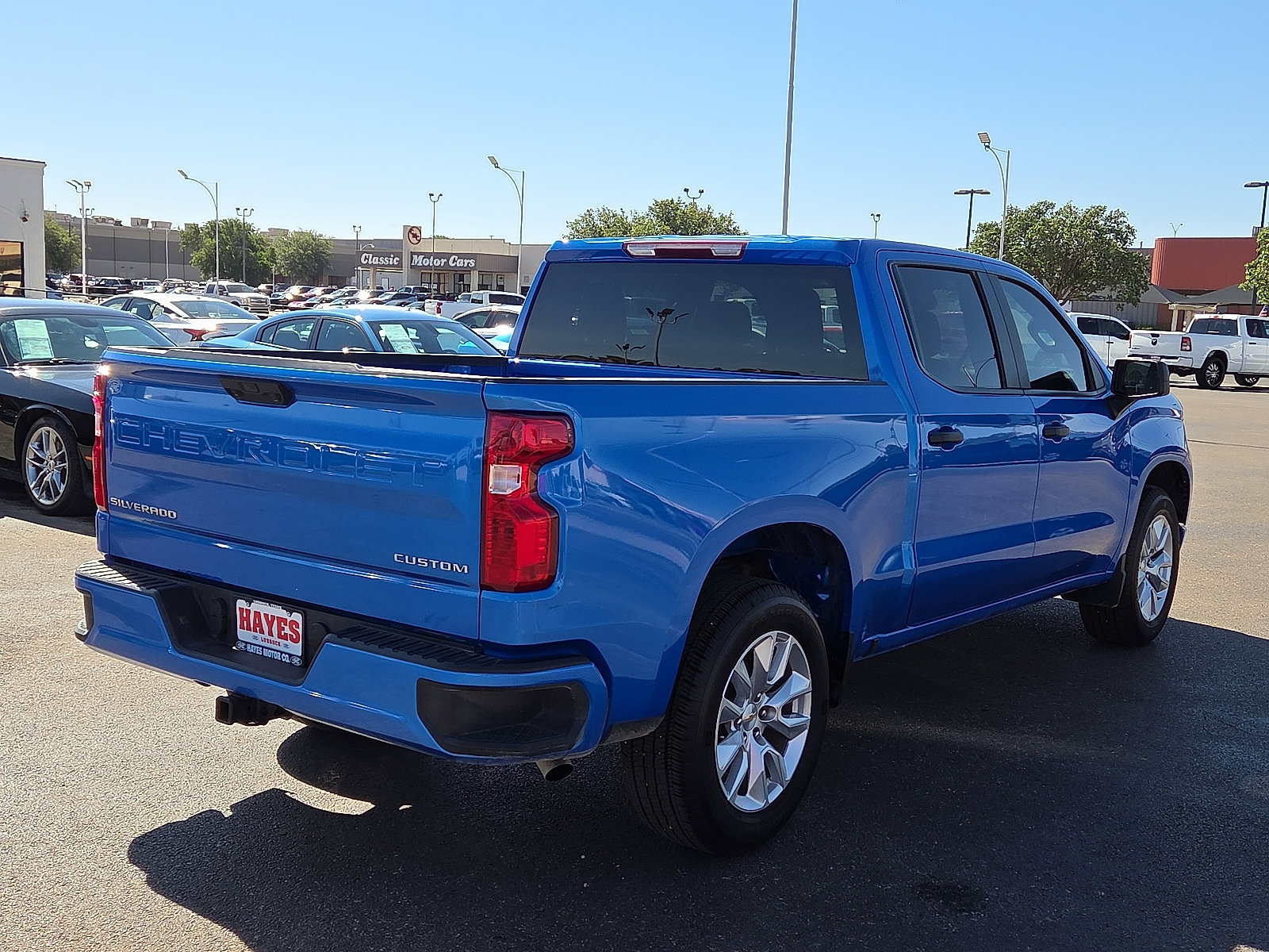Used 2025 Chevrolet Silverado 1500 Custom RWD image 4
