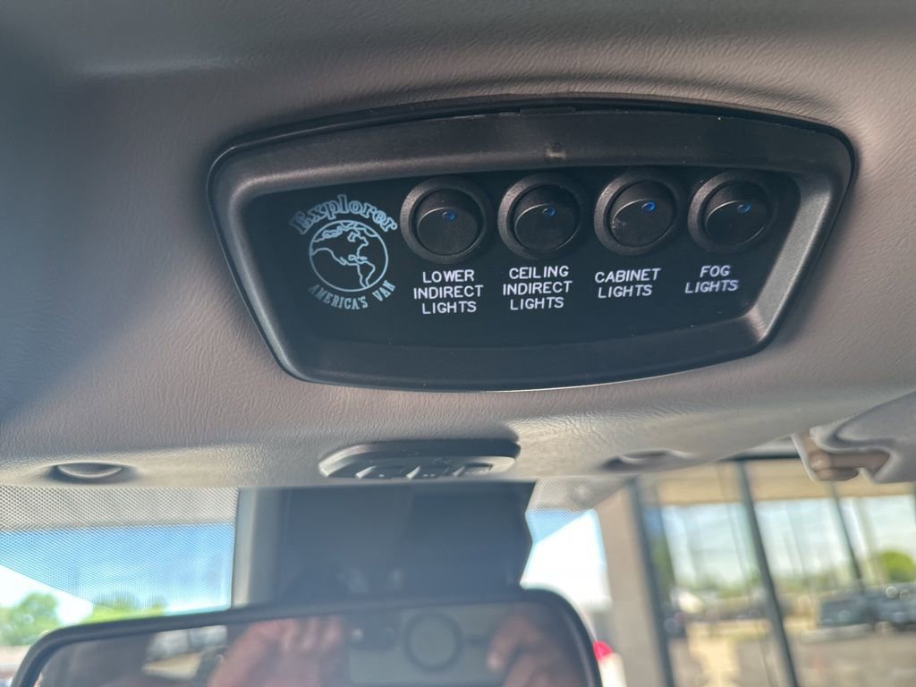 Used 2020 GMC Savana 2500 w/ Enhanced Convenience Package RWD image 14
