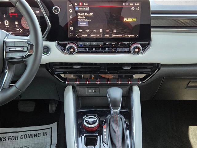 Used 2024 GMC Canyon AT4X w/ AT4X AEV Edition AWD/4WD image 15