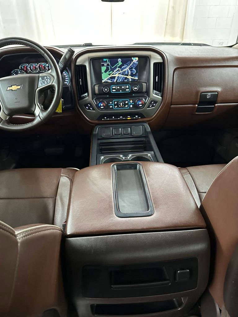 Used 2015 Chevrolet Silverado 2500 High Country w/ High Country Premium Package image 23