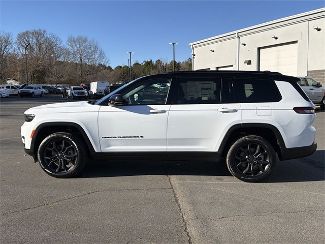 New 2025 Jeep Grand Cherokee L Limited image 10
