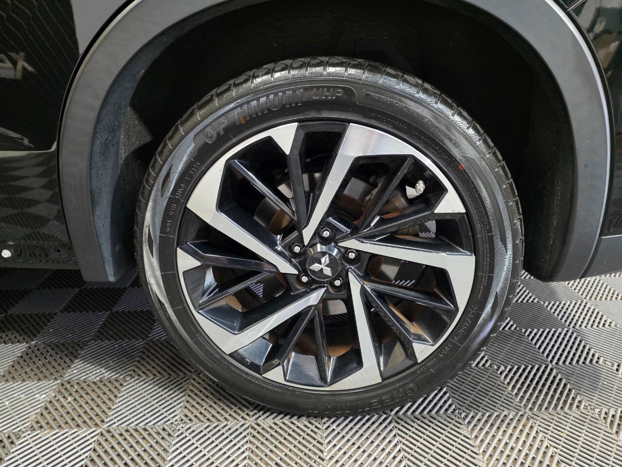 Used 2022 Mitsubishi Outlander ES image 36