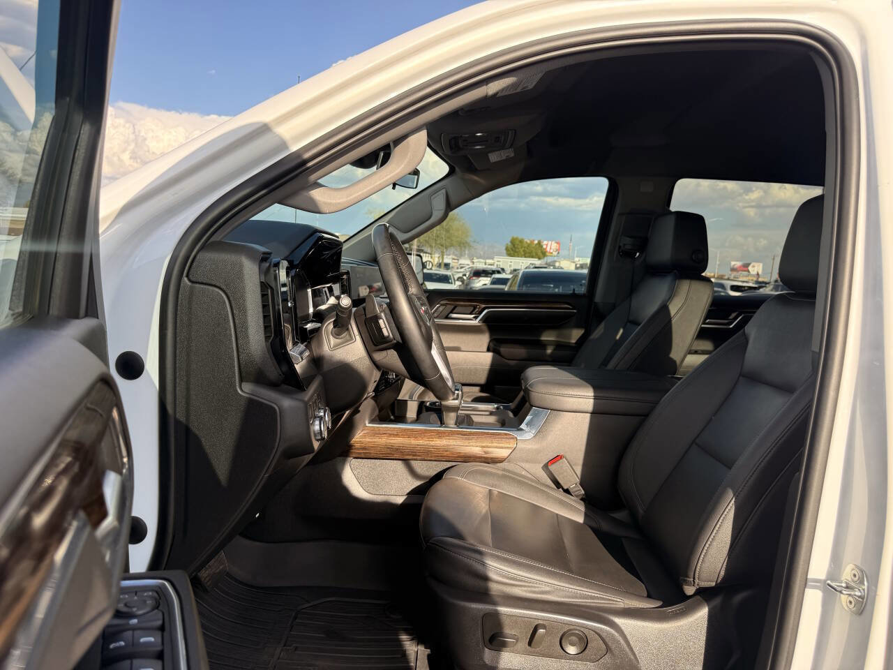 Used 2023 GMC Sierra 1500 Elevation w/ Elevation Premium Package image 21