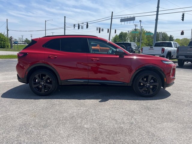 New 2025 Buick Envision Sport Touring image 5