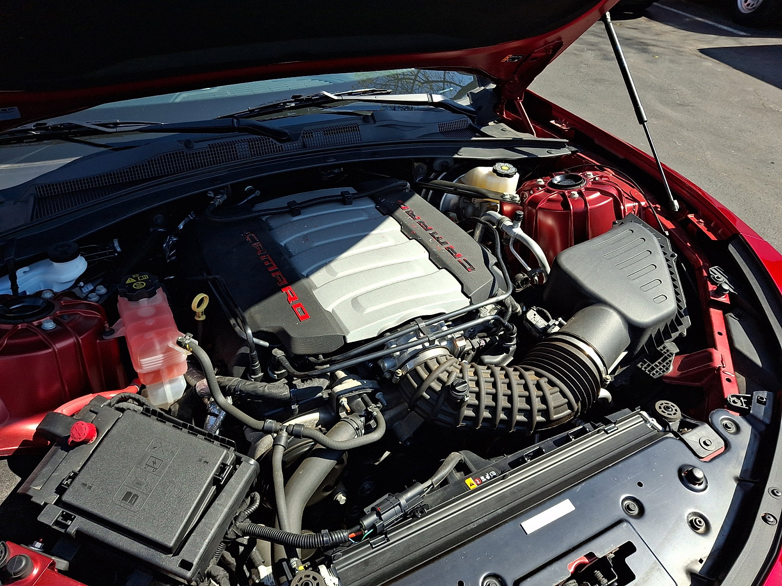 Certified 2021 Chevrolet Camaro LT image 28