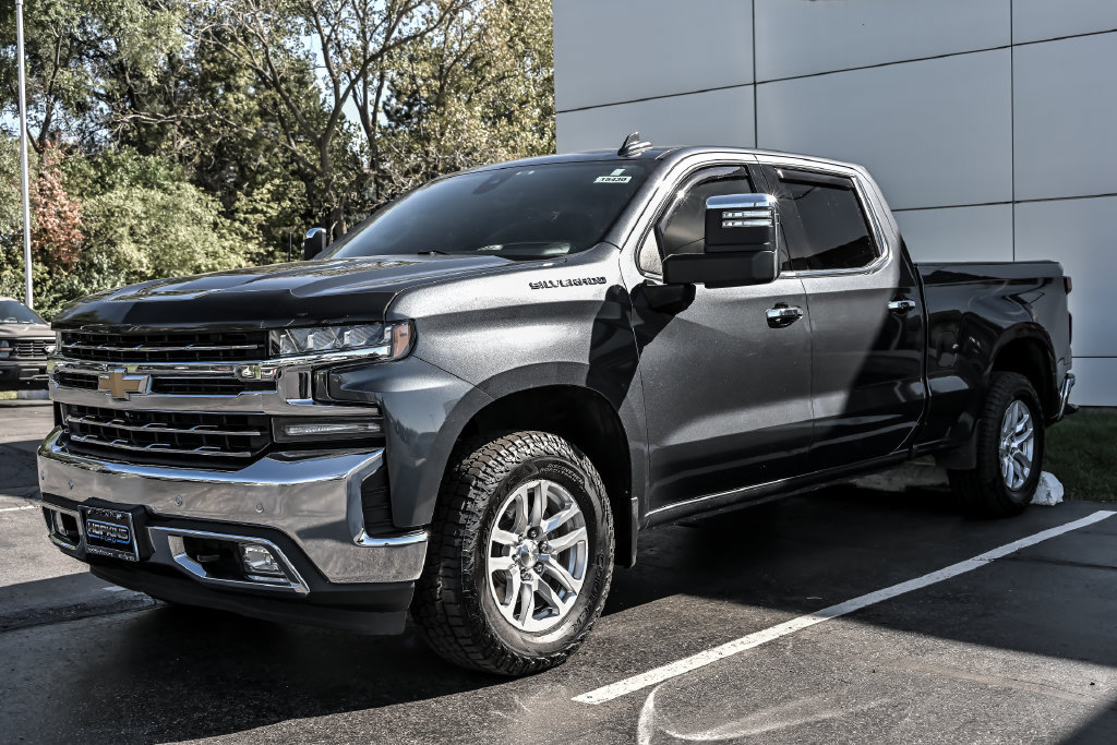 Used 2020 Chevrolet Silverado 1500 LTZ w/ LTZ Plus Package AWD/4WD image 5