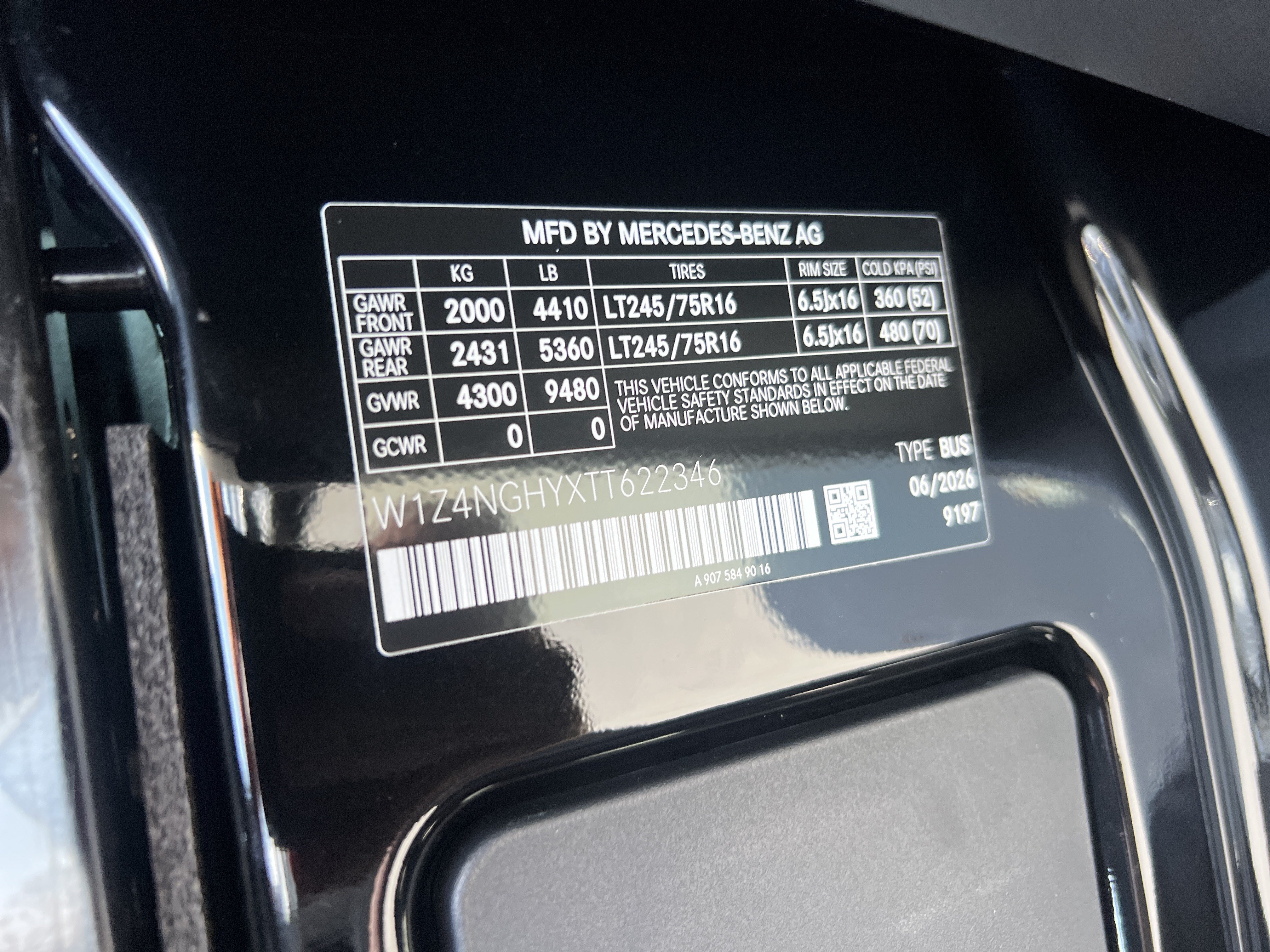 New 2026 Mercedes-Benz Sprinter 2500 image 37