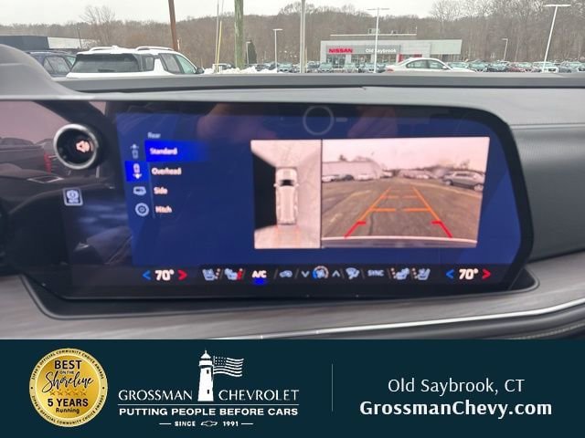 New 2026 Chevrolet Suburban Premier AWD/4WD image 12