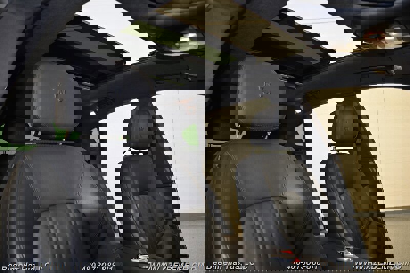 Used 2021 Maserati Levante image 19