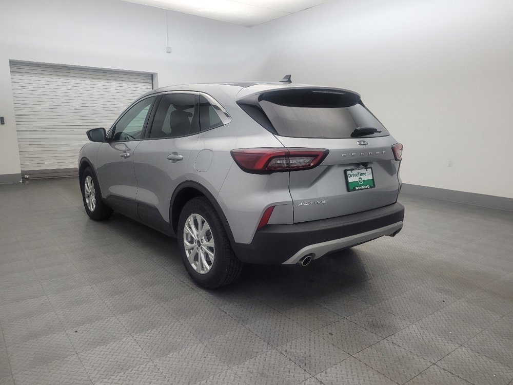 Used 2024 Ford Escape Active image 5