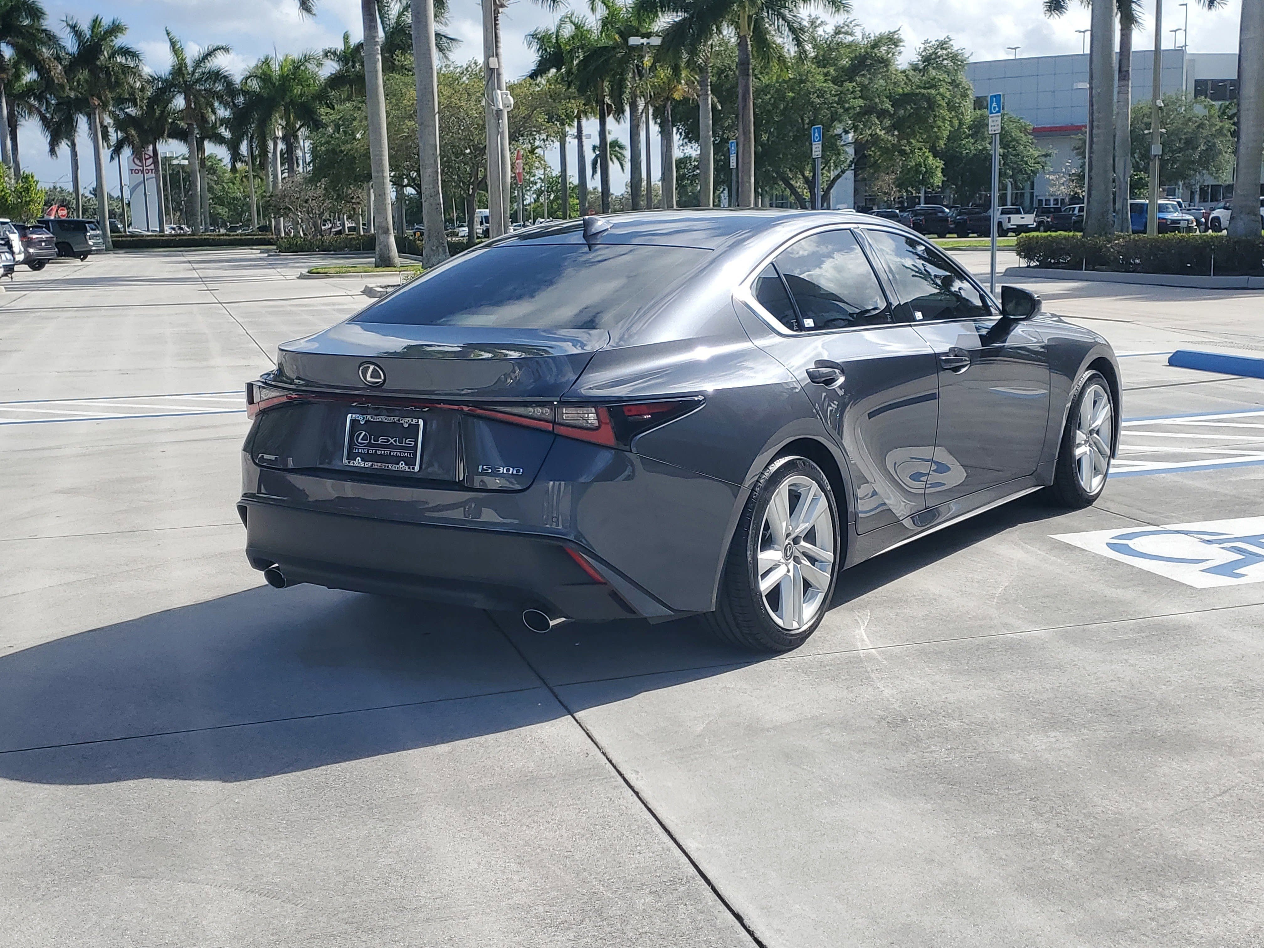 Used 2025 Lexus IS 300 w/ Comfort Package RWD image 10