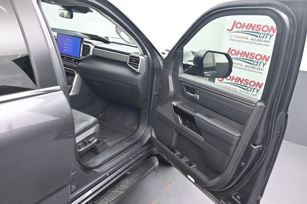 Used 2024 Toyota Tundra Limited AWD/4WD image 24