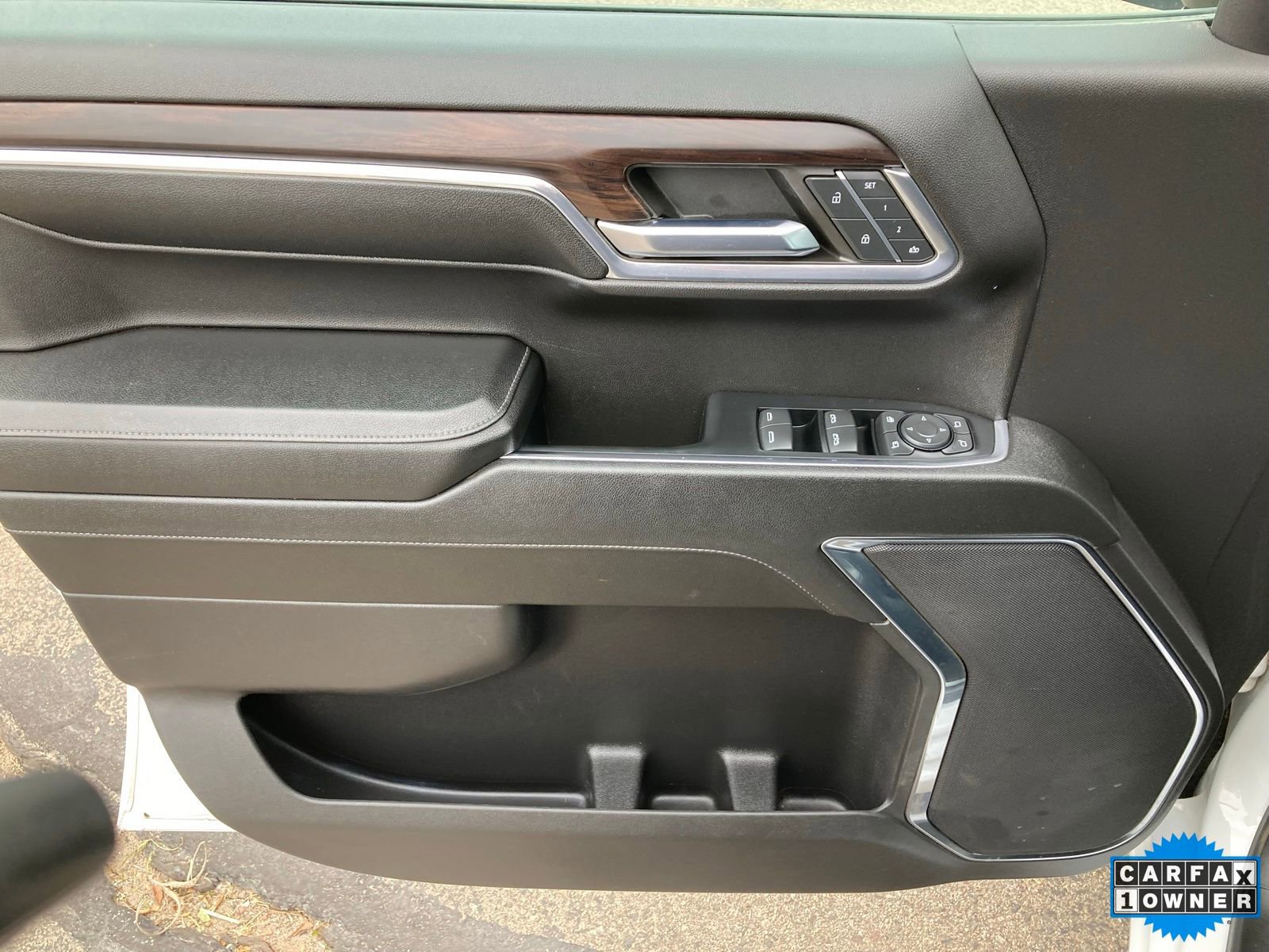 Certified 2024 GMC Sierra 1500 SLT image 12