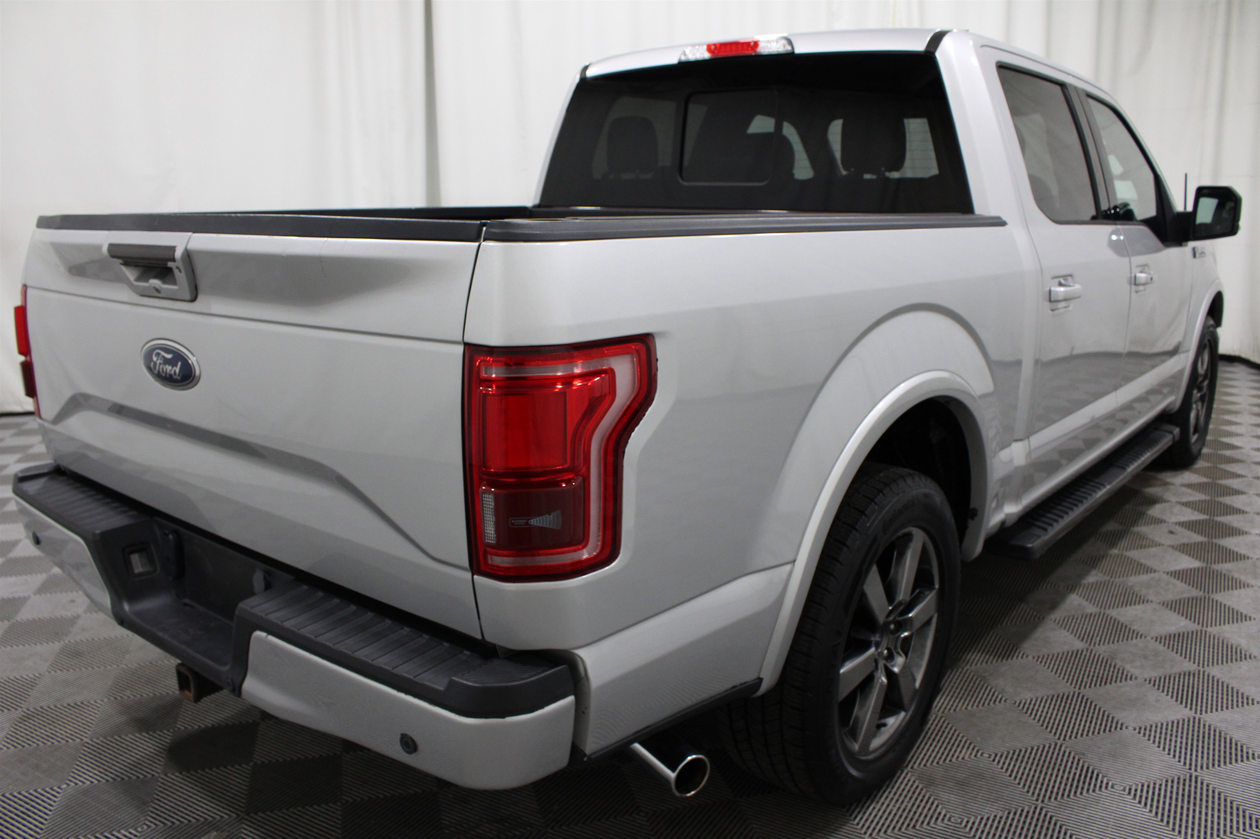 Used 2017 Ford F150 Lariat w/ Equipment Group 502A Luxury RWD image 29