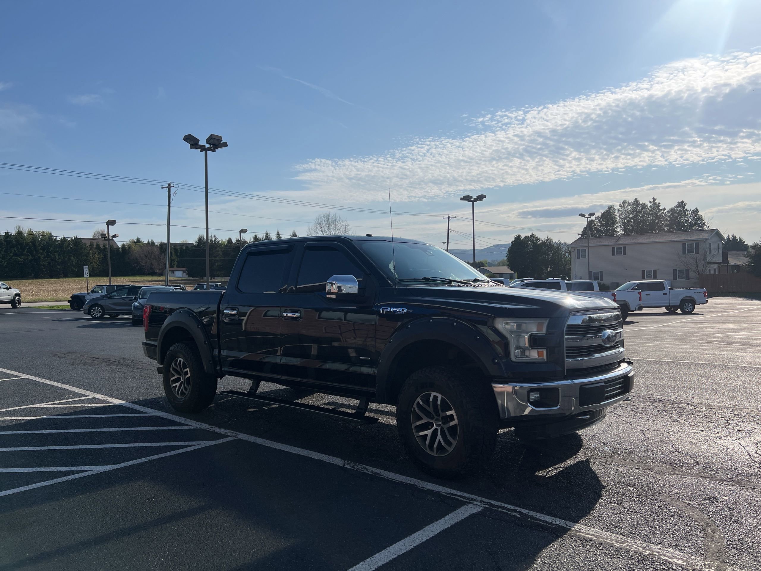 Used 2016 Ford F150 Lariat w/ Equipment Group 502A Luxury AWD/4WD image 8