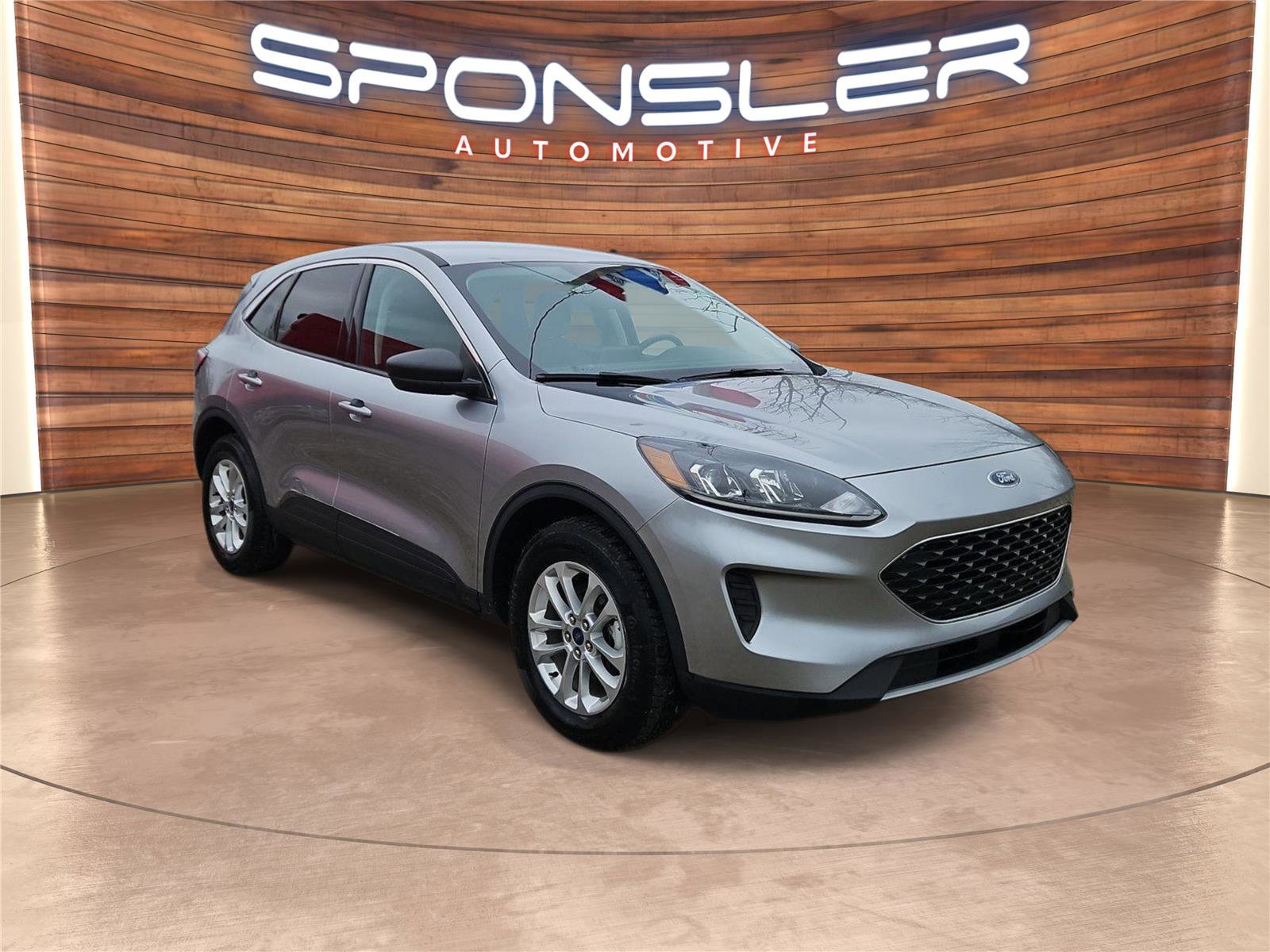 Used 2022 Ford Escape SE w/ Convenience Package image 9