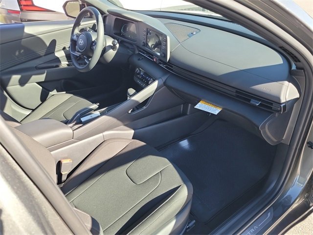 New 2026 Hyundai Elantra Sport image 16
