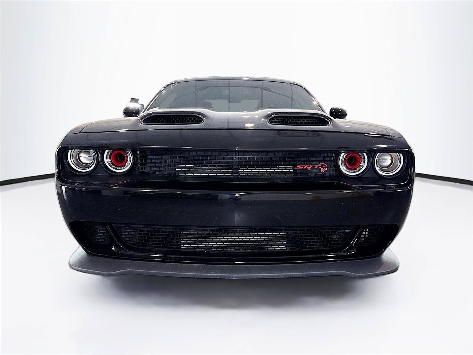 Used 2022 Dodge Challenger SRT Hellcat Redeye RWD image 2