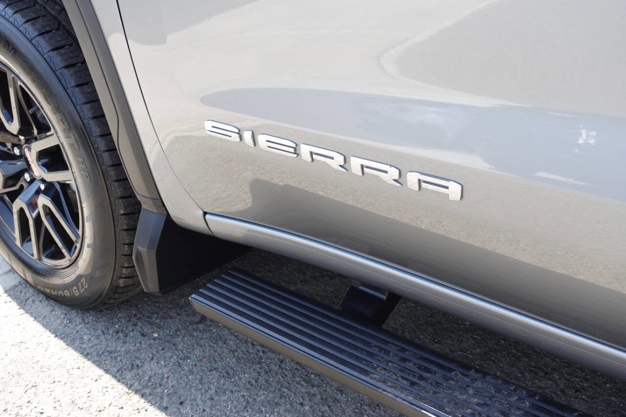 Used 2023 GMC Sierra 1500 Pro w/ Graphite Edition AWD/4WD image 12