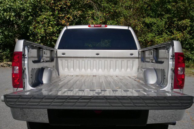Used 2007 Chevrolet Silverado 1500 LT w/ 1LT Convenience Package RWD image 11