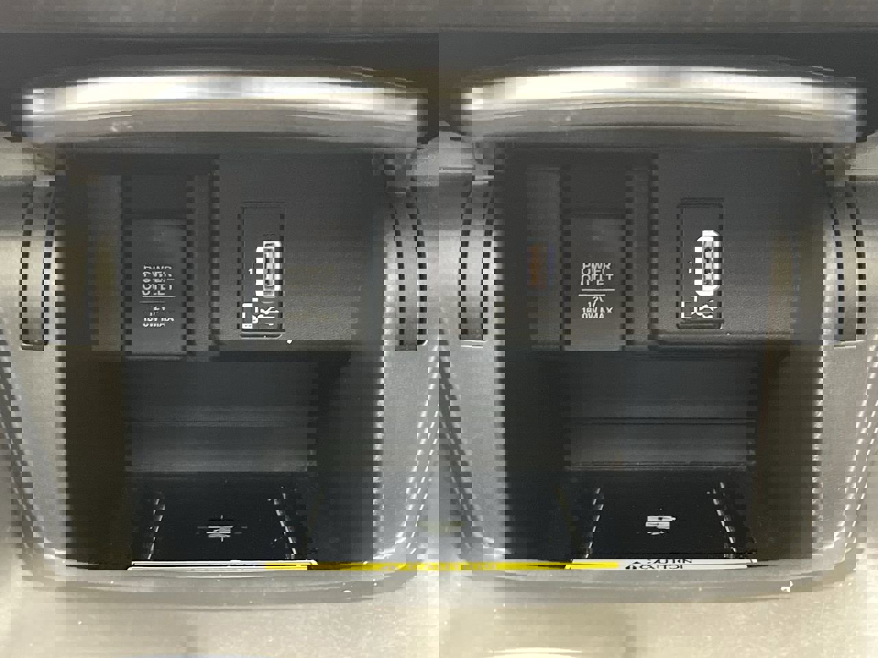 Used 2018 Honda Accord Touring image 24