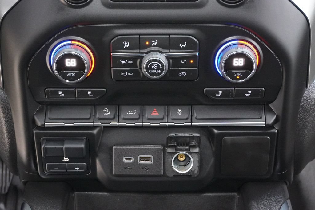 Used 2021 Chevrolet Silverado 1500 LT Trail Boss w/ Bed Protection Package AWD/4WD image 16