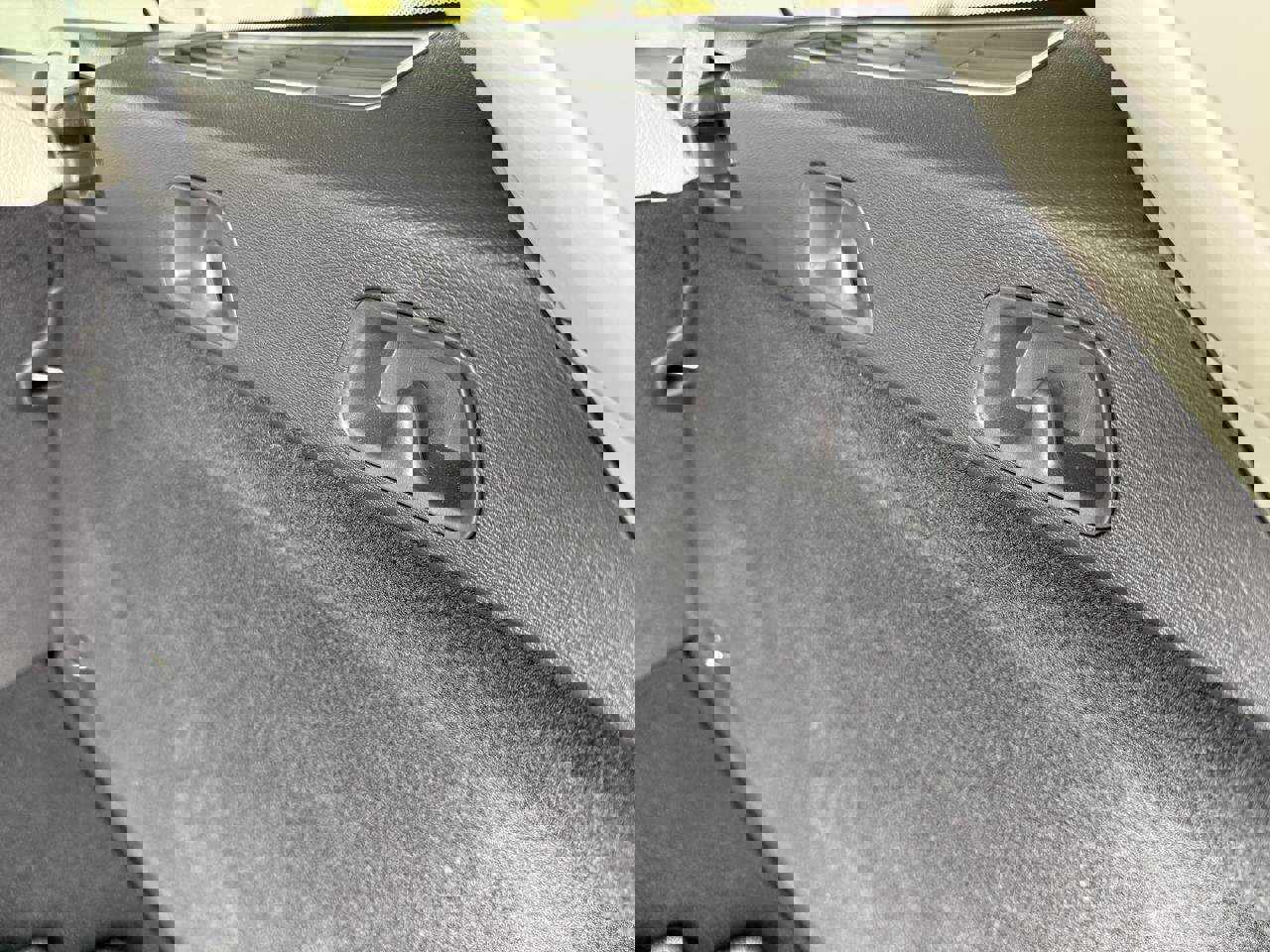 Used 2024 Volvo V60 B5 Cross Country Plus image 36