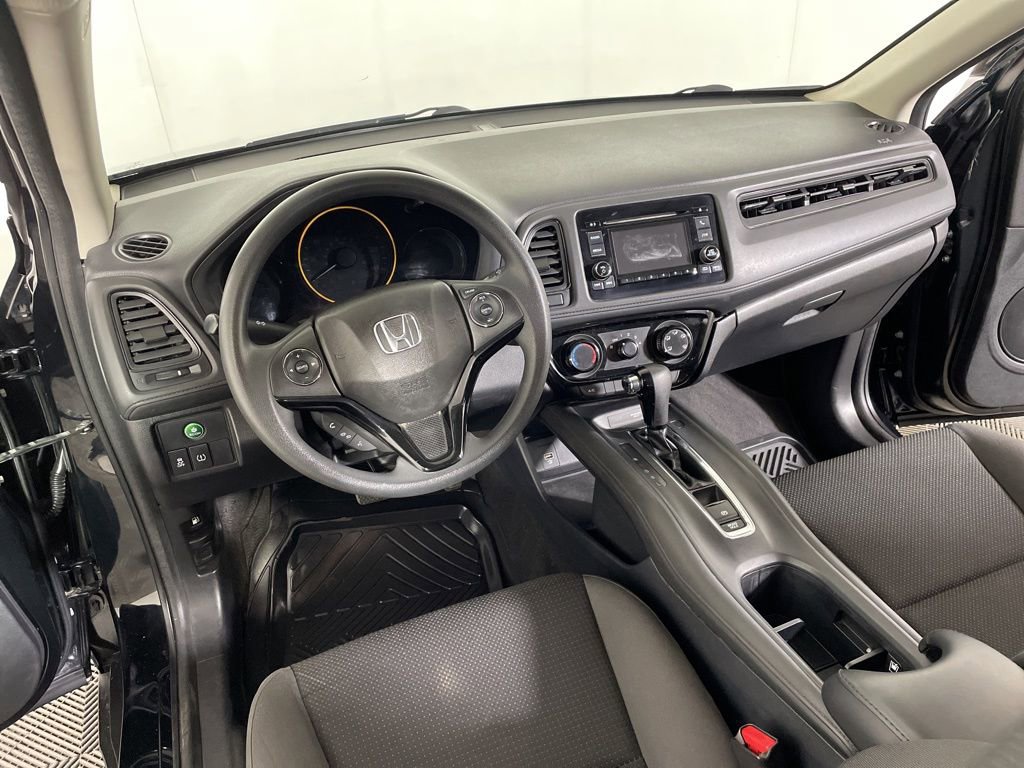 Used 2019 Honda HR-V LX image 8