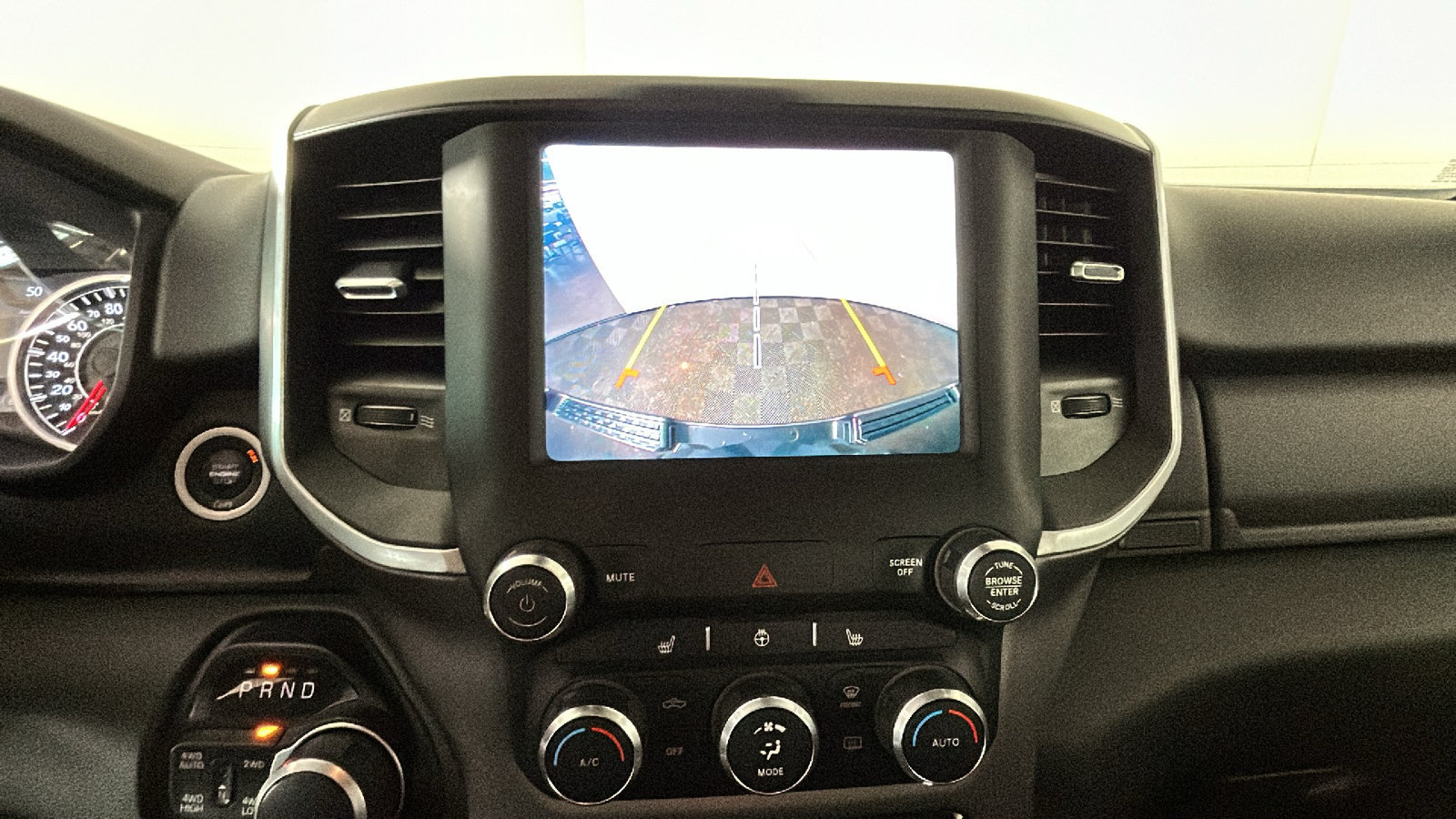 Used 2022 RAM 1500 Big Horn AWD/4WD image 29